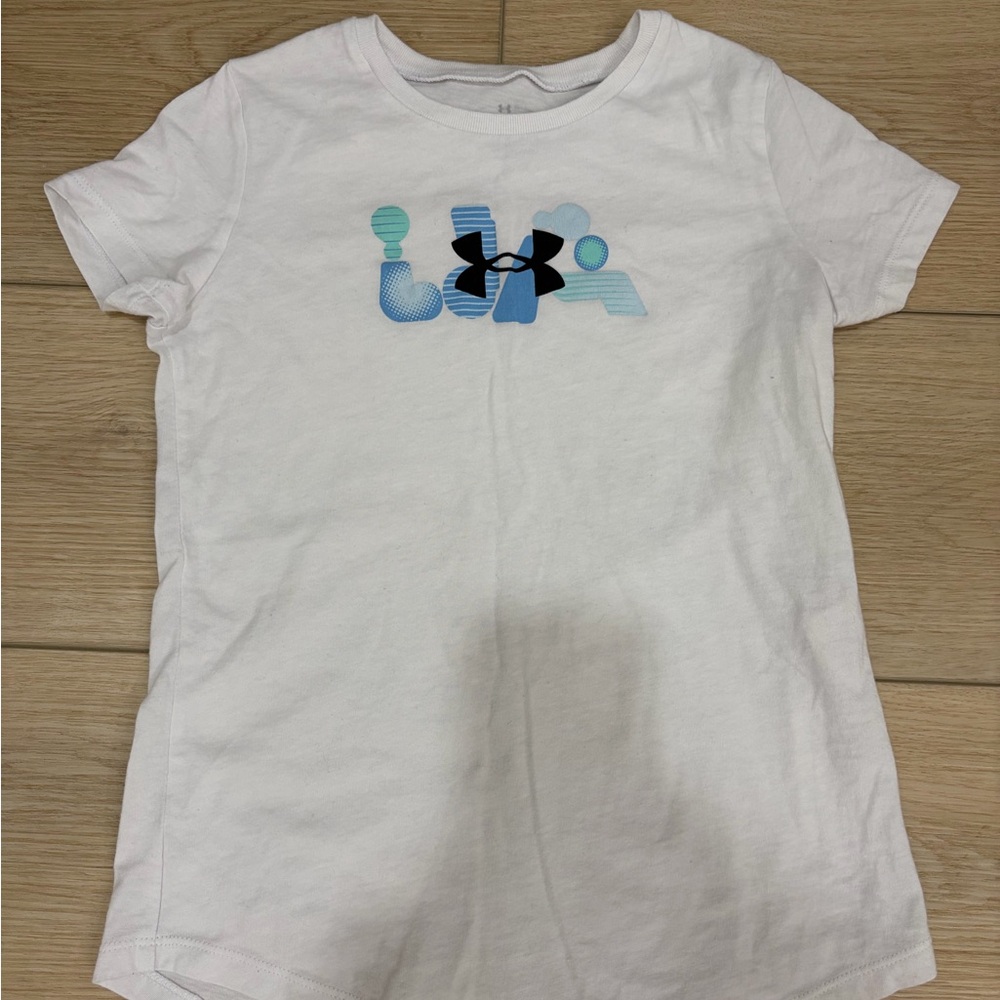 Under Armour Girls' White Logo Graphic Tee